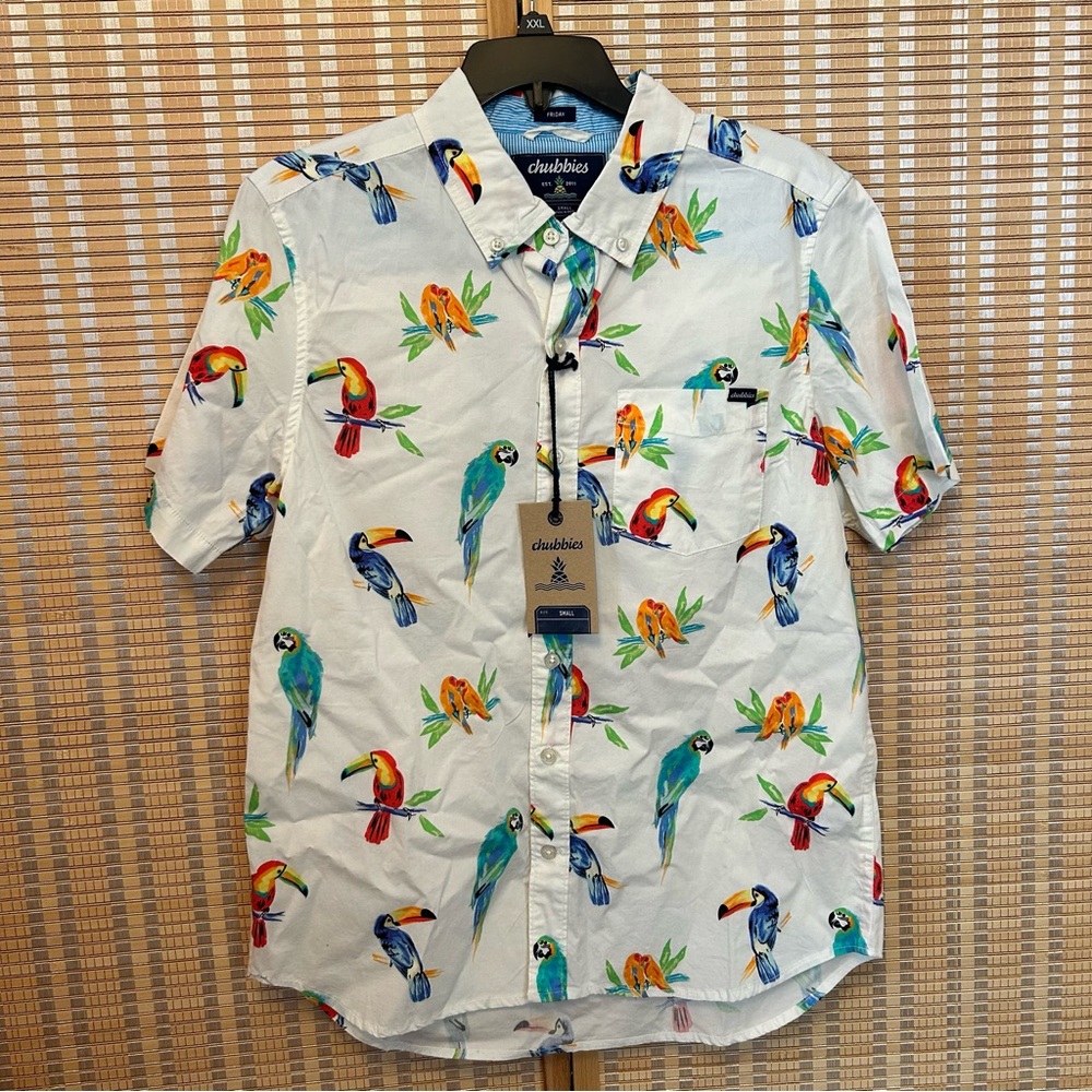 Chubbies Shirt Medium Men's Dude Where's Macaw Toucan Parrot New